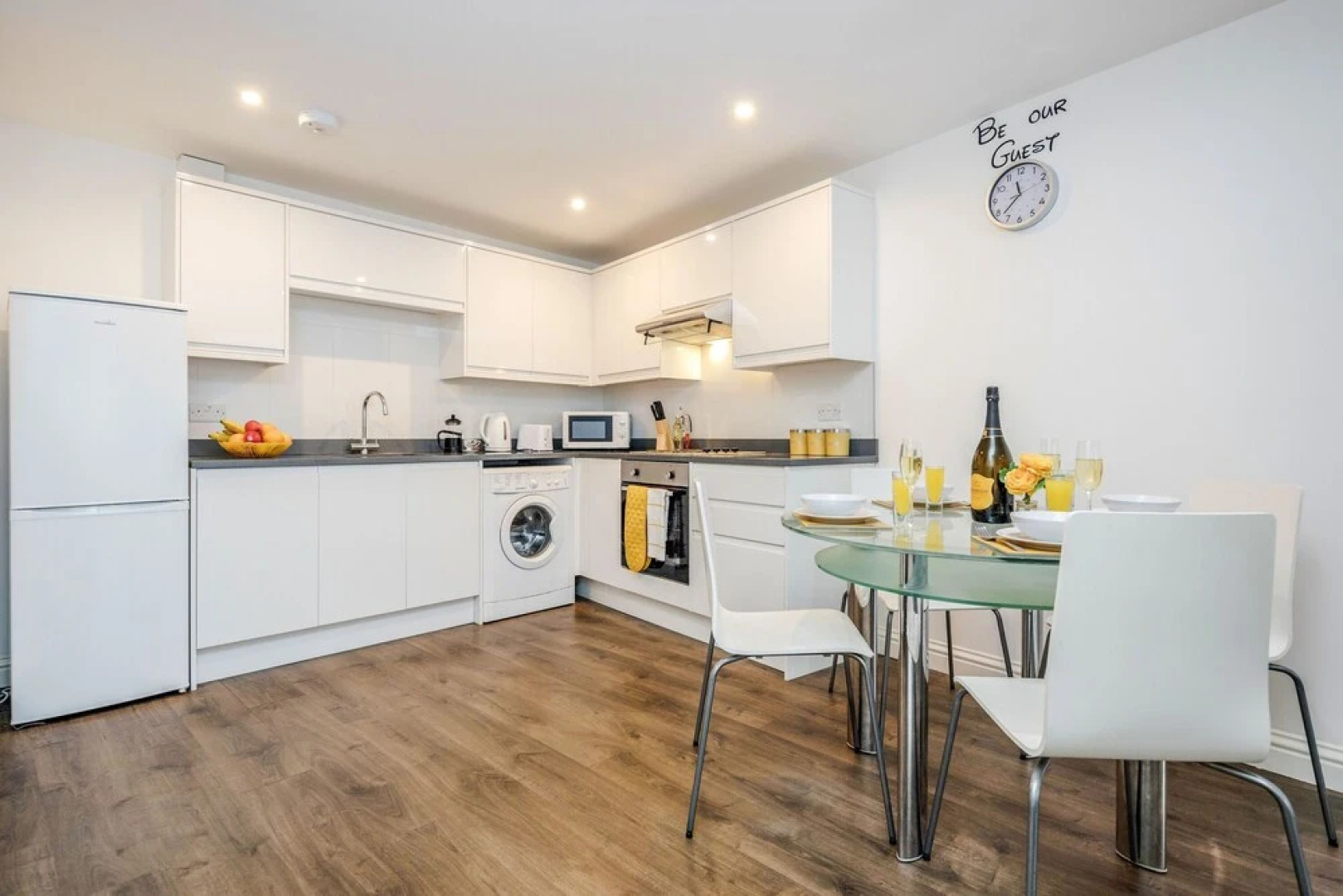 Watford High Street - Modernview Serviced Accommodation F10