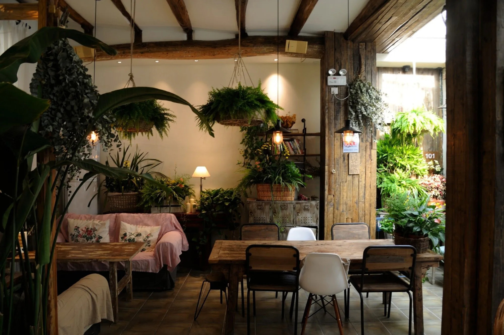 Peking Station Youth Hostel