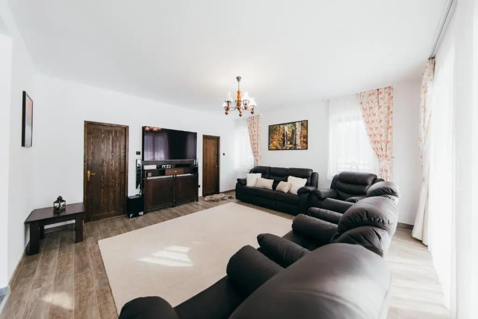 Cinege Vendeghaz/Casa de oaspeți Pițigoi