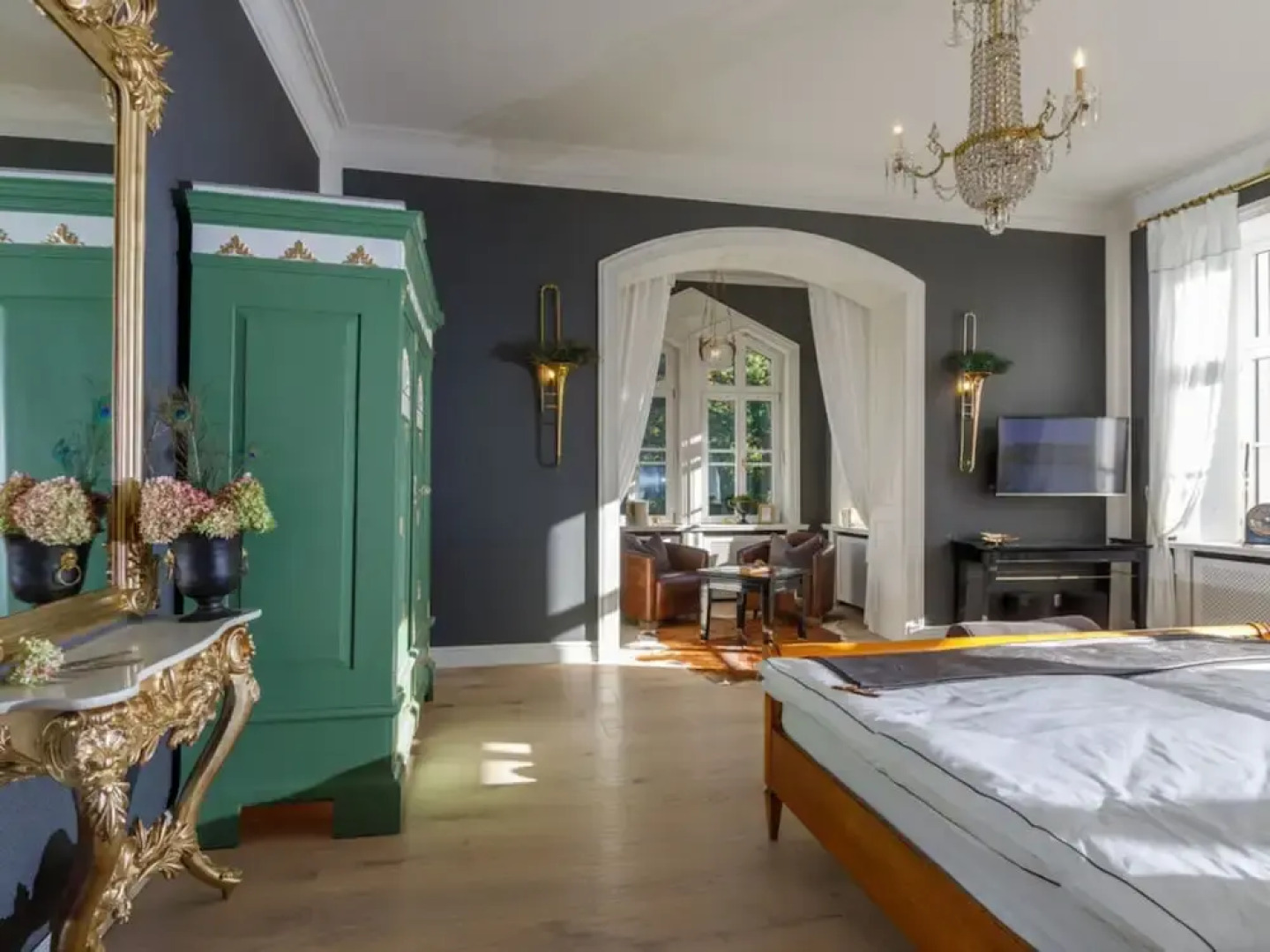 Villa _peacock Suite