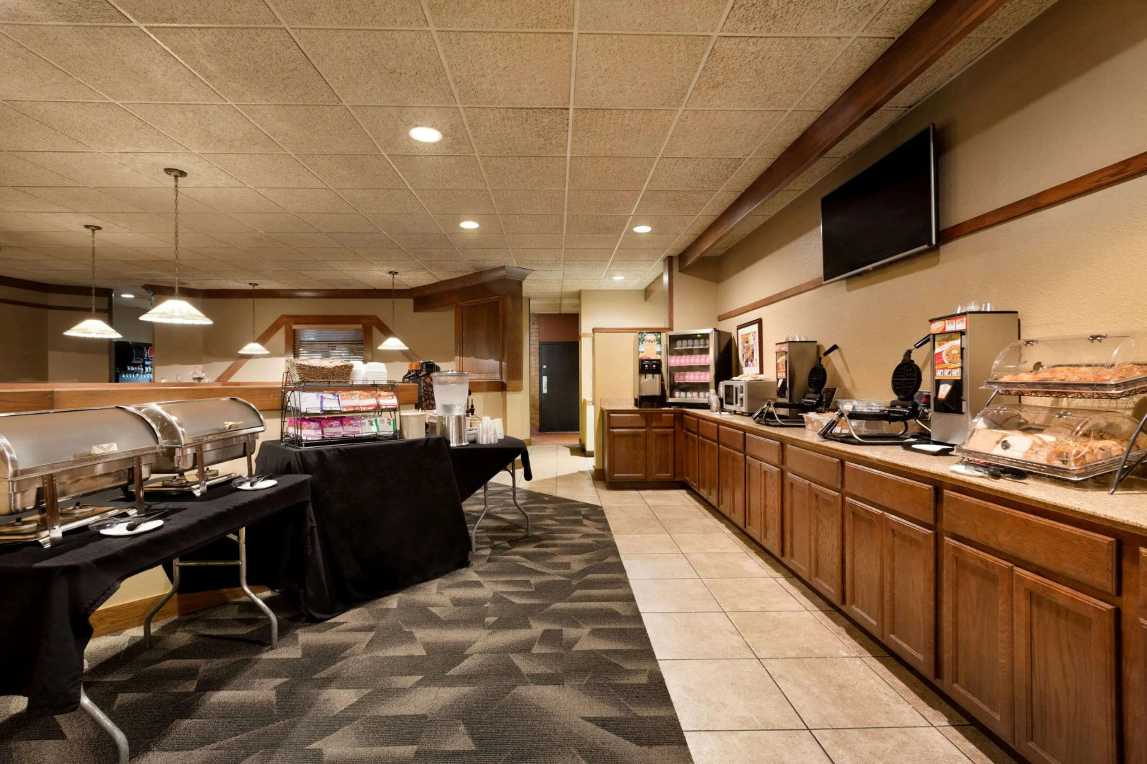 Ramada by Wyndham Fargo