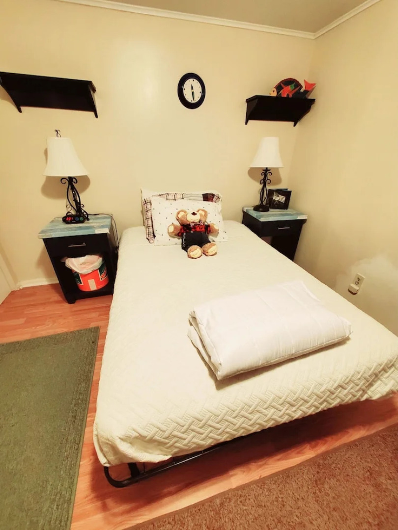 Room-plaid Room 3min From Yale Univ