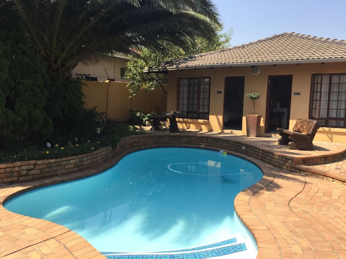 d Vine Guest House