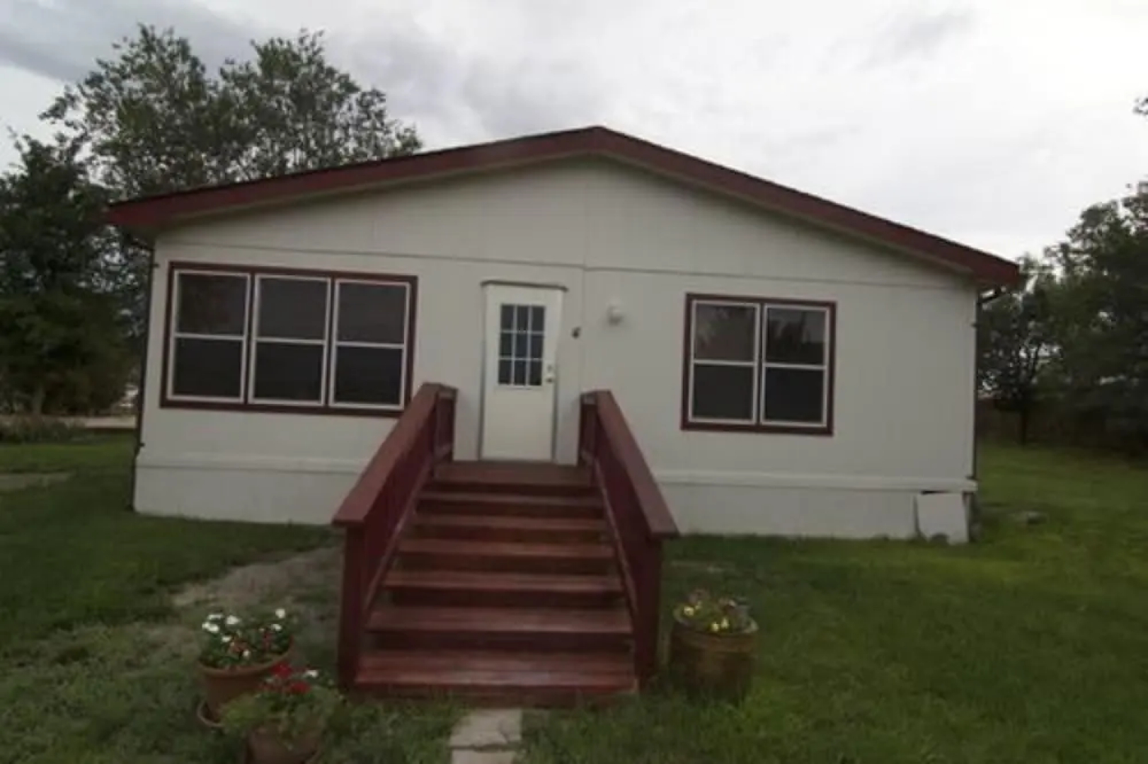 South Gate Lodges