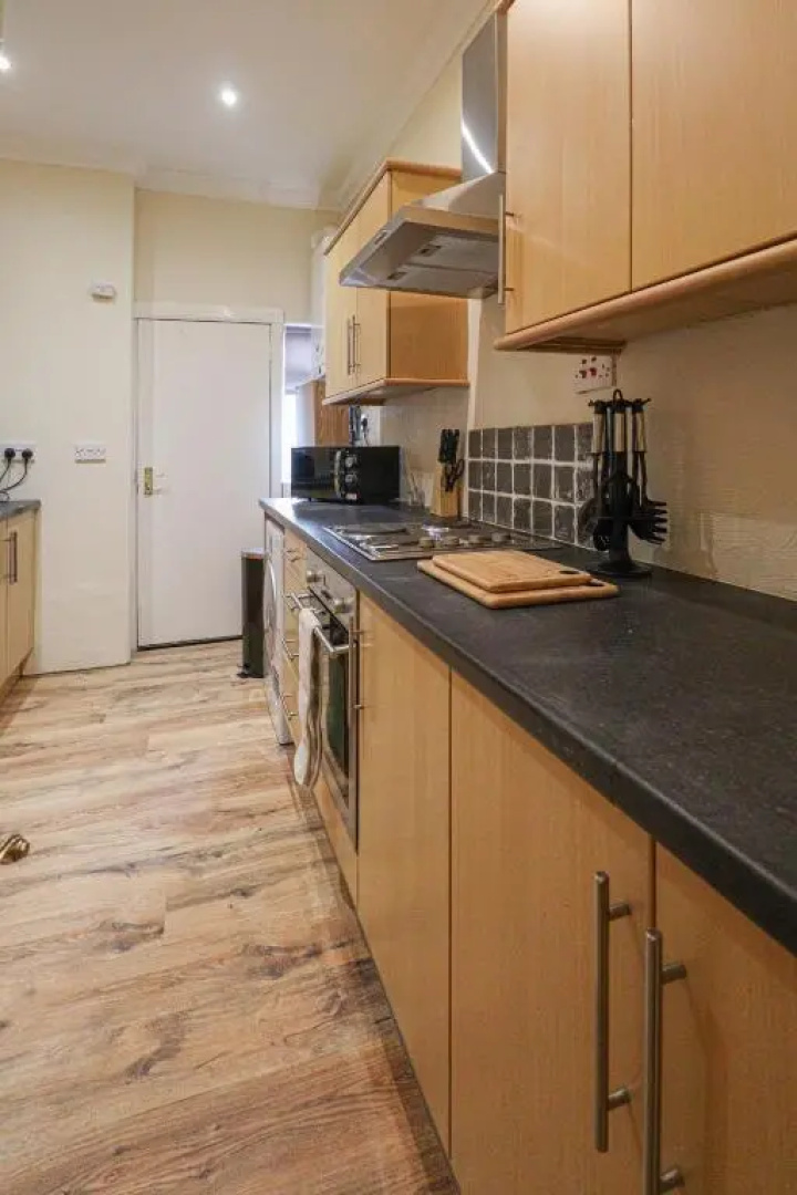 Cosy Ardrossan Apartment