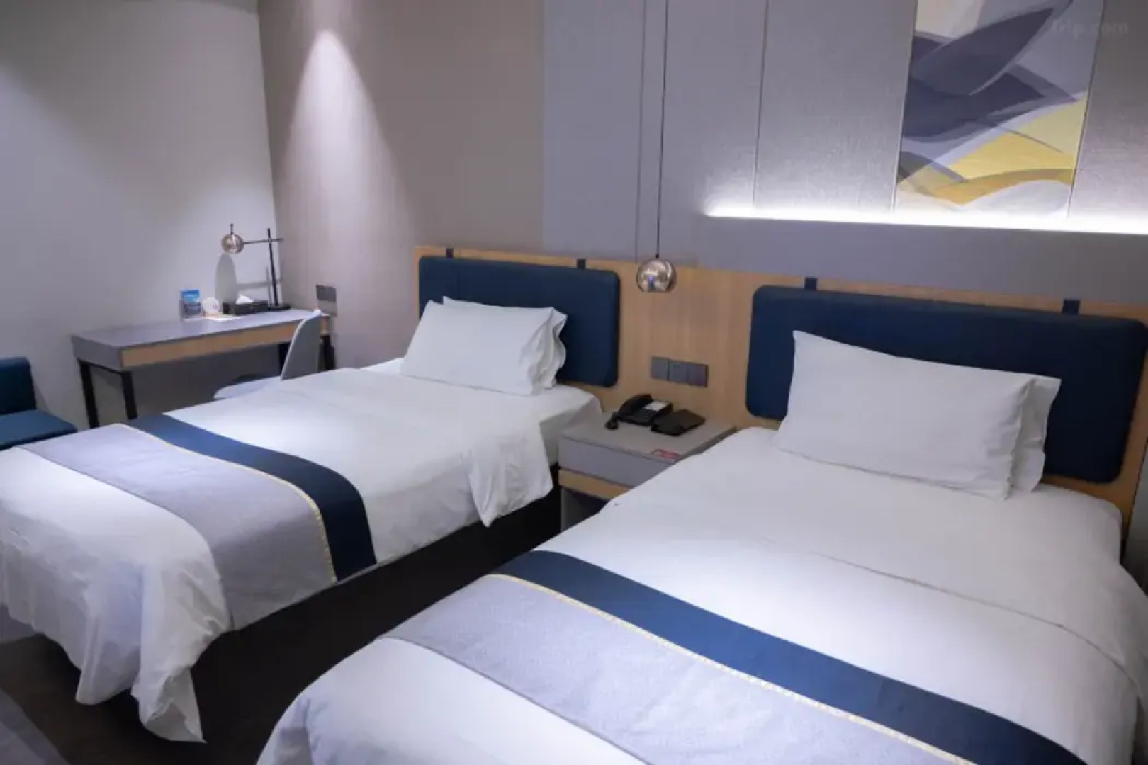 Homeinn Selected Hotel (Minzhong Street Baishan)