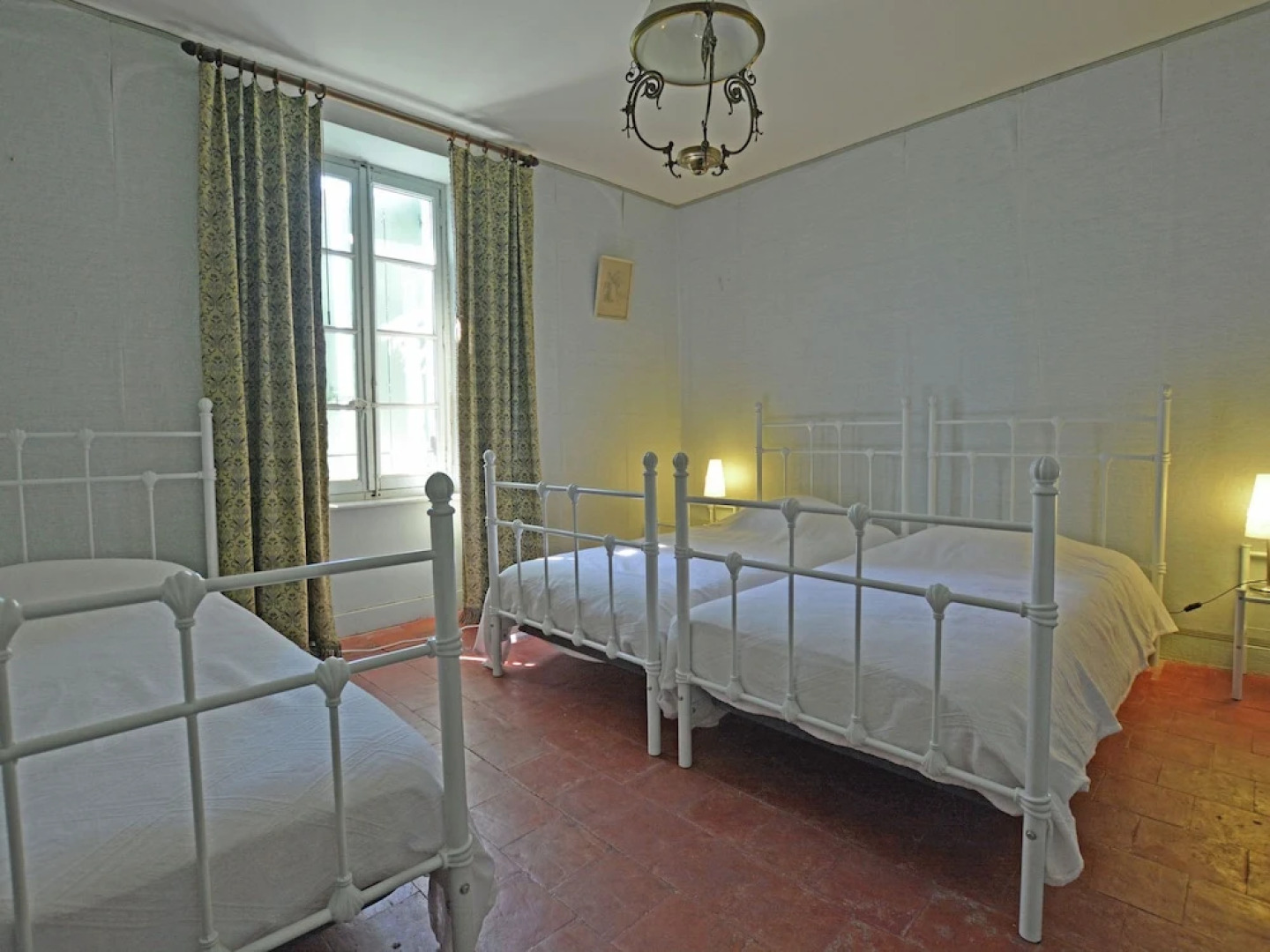 Authentic Holiday Home With Private Swimming Pool and Large Garden in Southern France