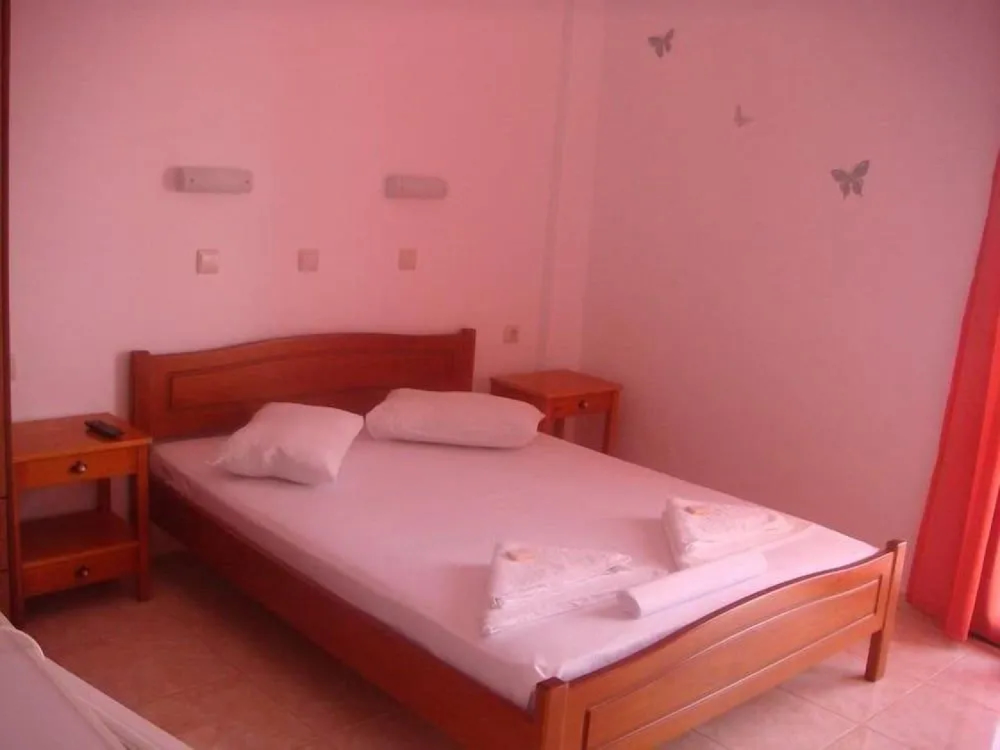 Paralia Rooms