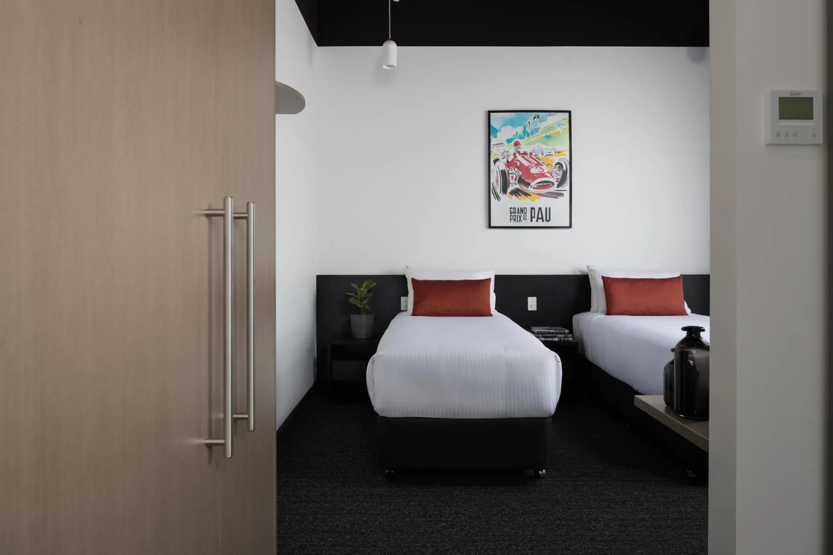 Rydges Pit Lane Hotel