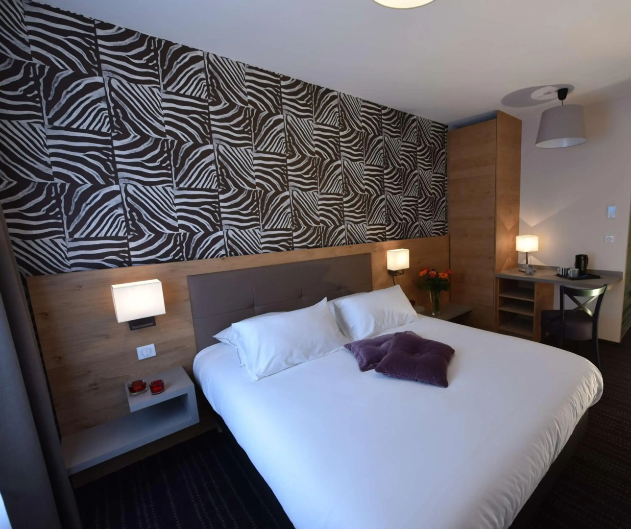 Brit Hotel Lodge