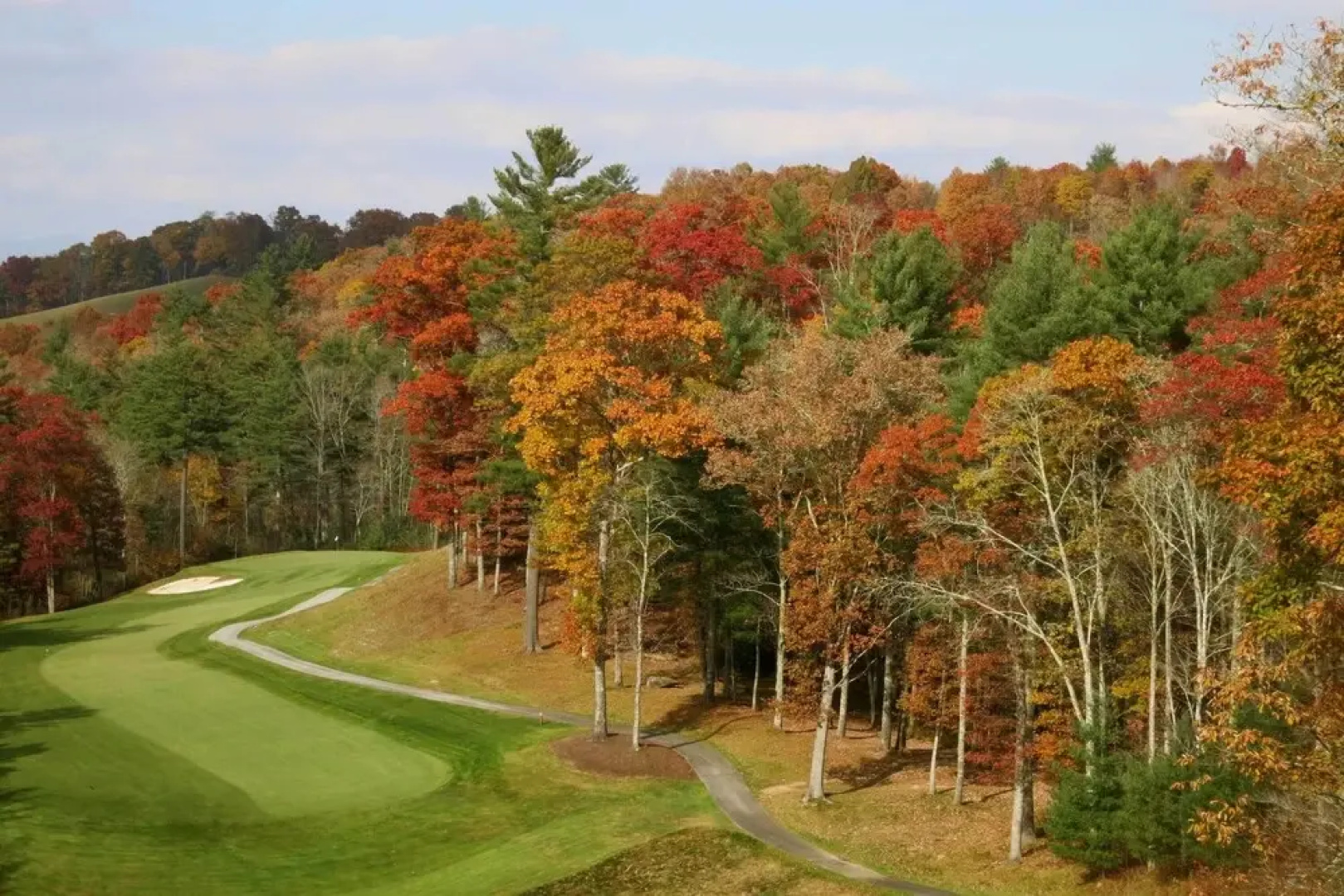 Trillium Links Condo w/ Deck Near Lake Glenville!