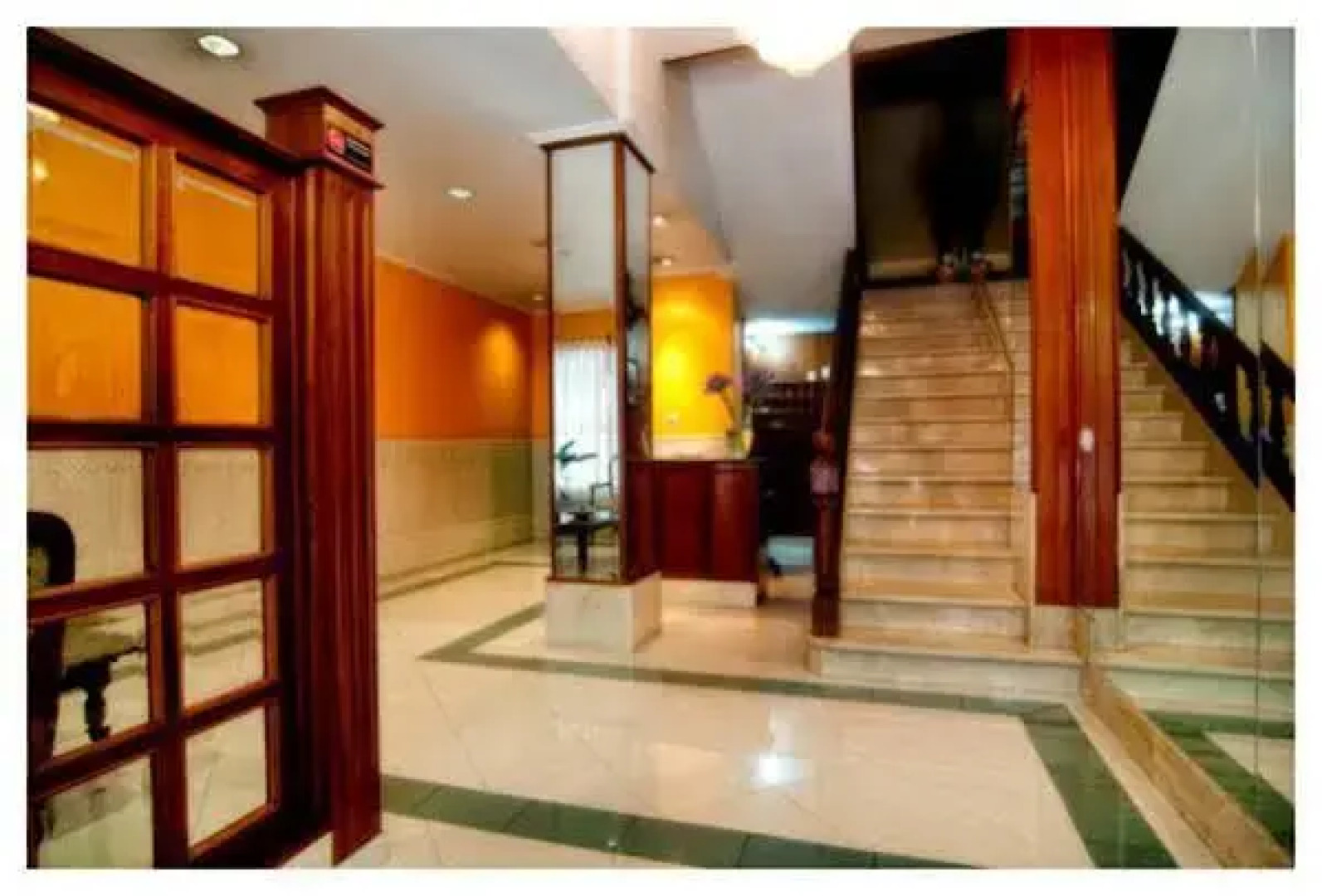 Hotel El Duende