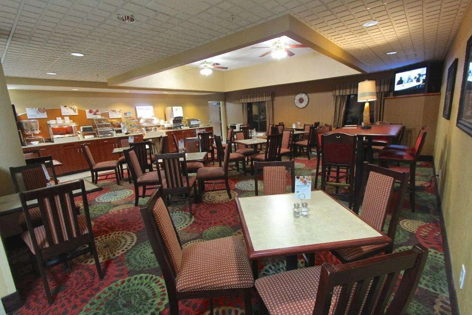 Holiday Inn Express Hotel & Suites FINDLAY