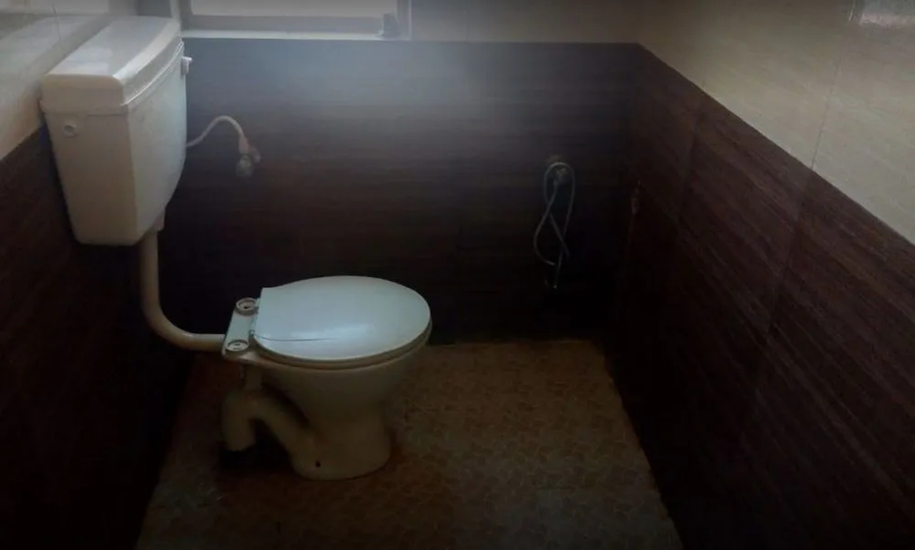 Krishna Tourist Home