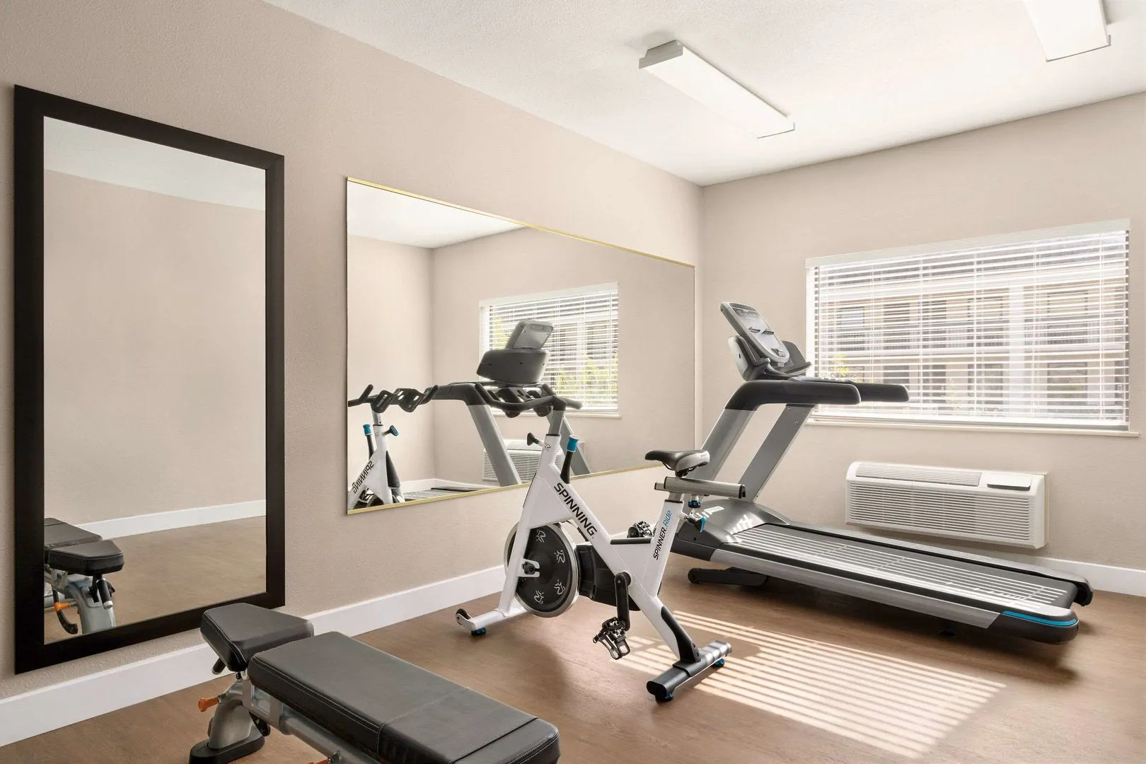 Comfort Suites Shenandoah-The Woodlands