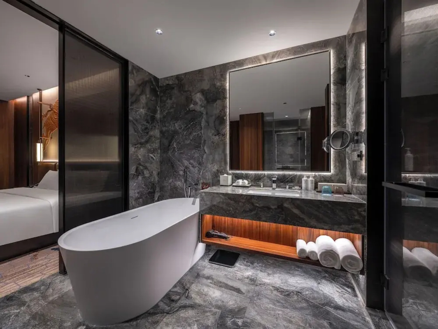 Howard Johnson By Wyndham Guotou Plaza Zigong