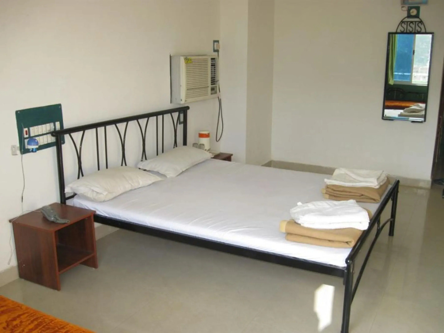 Hotel Shikharji Continental