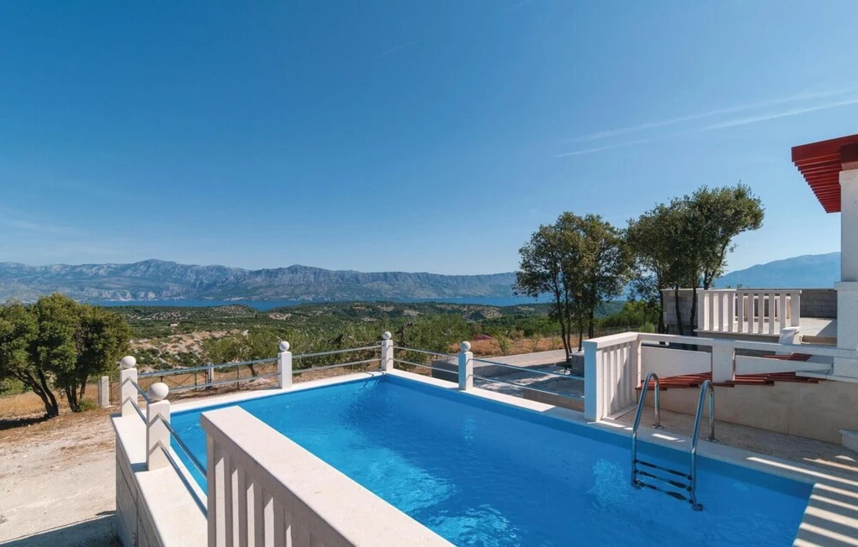 Amazing Home in Praznica With 4 Bedrooms, Wifi and Outdoor Swimming Pool