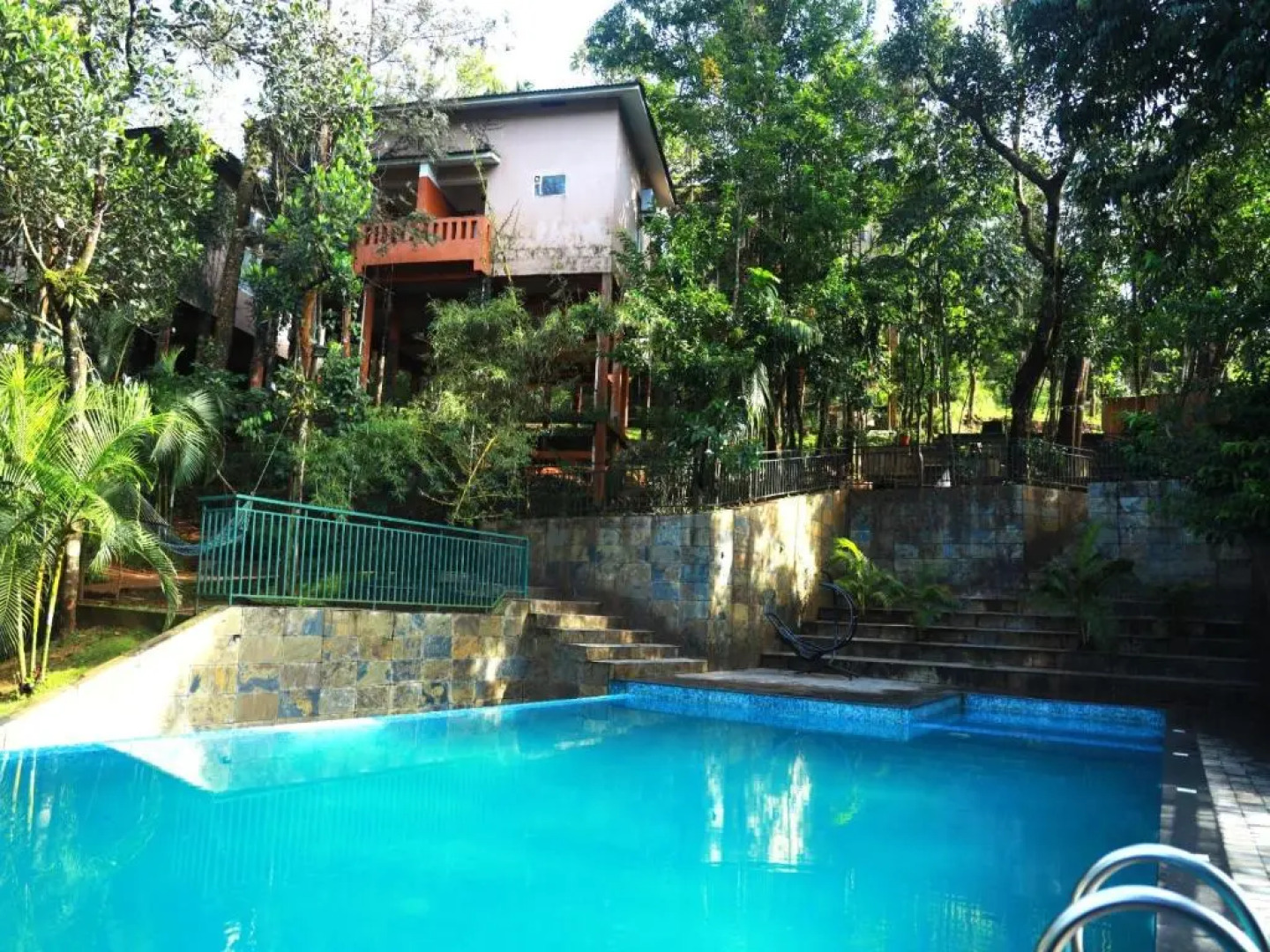 Lakkidi Village Resort