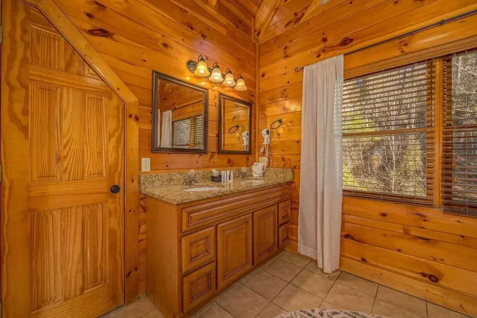 Playhouse Cinema - Four Bedroom Cabin