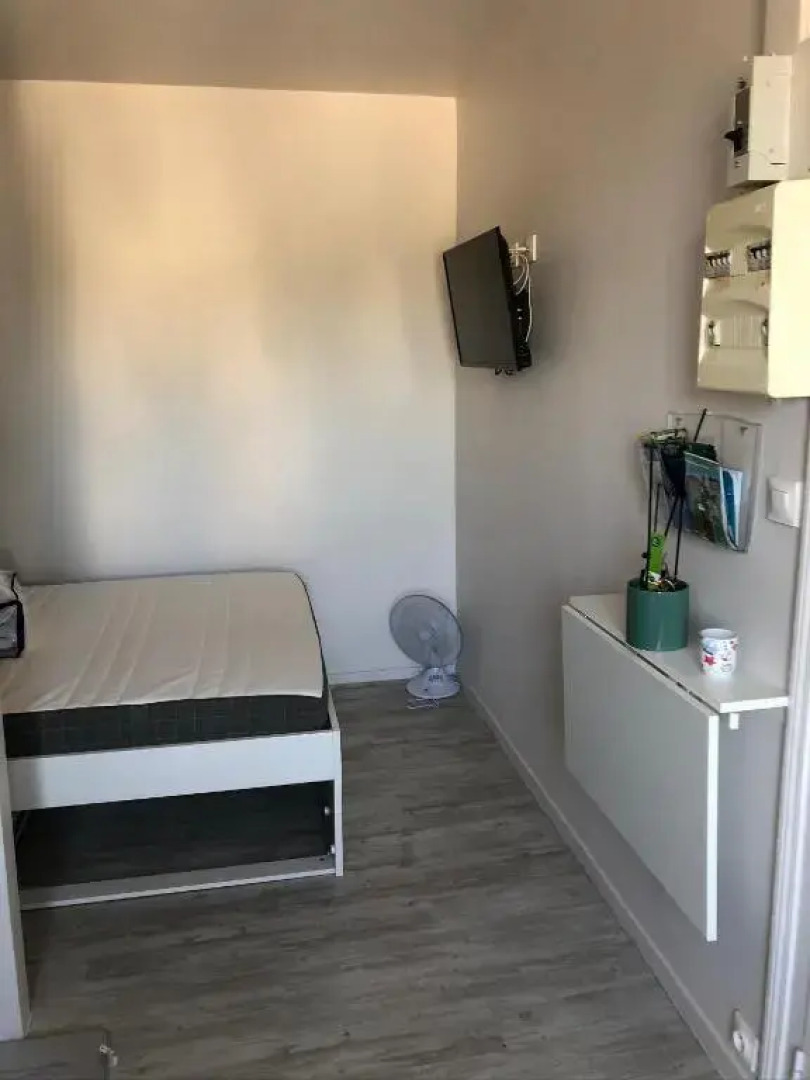 Joli Studio Meuble Proche de la Plage (Adults Only)