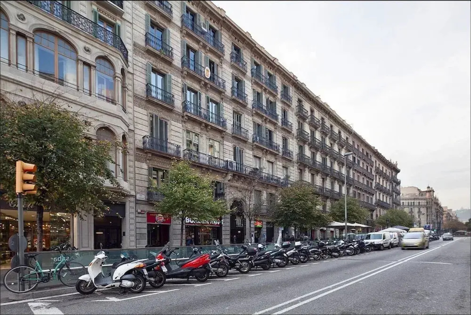 Plaza Catalunya Guest House