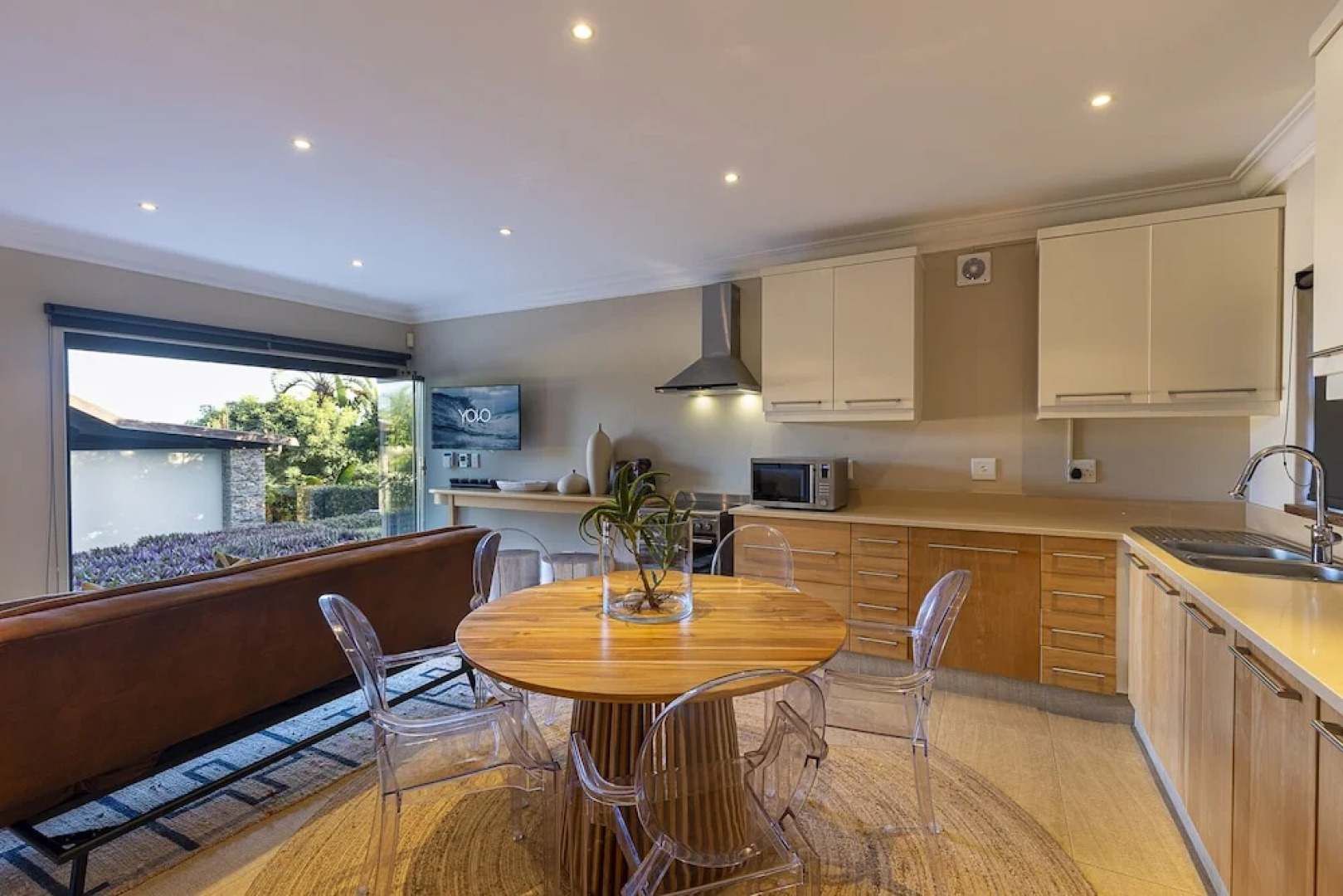 DolphinCoast YOLO Spaces-Ballito Beach House Villa