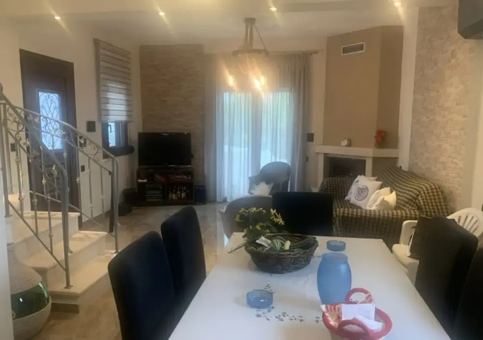 Effie's Maisonette With Detached Studio