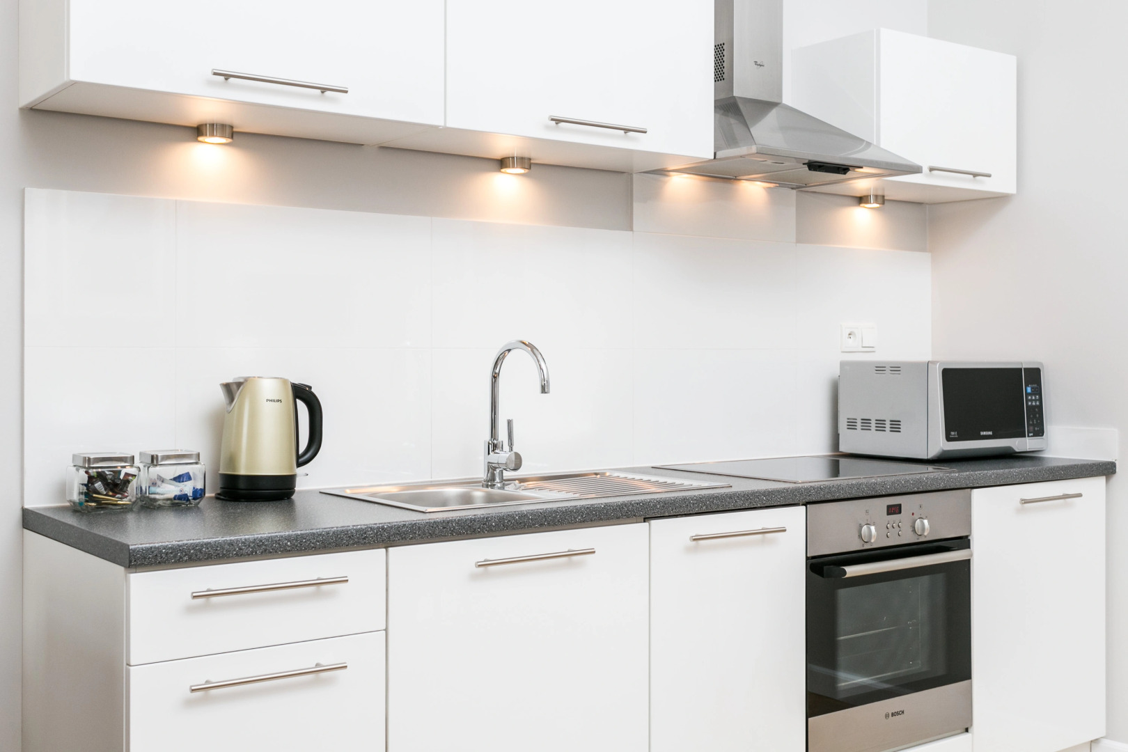 Venetian House Market Square Aparthotel