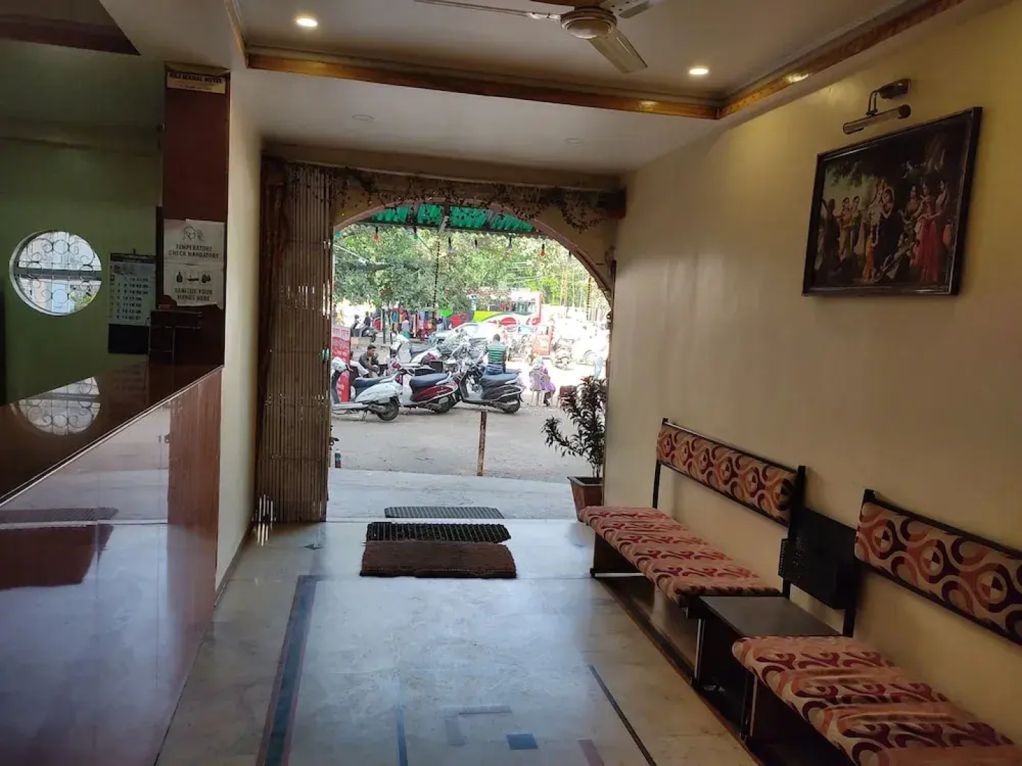 Raj Mahal Hotel