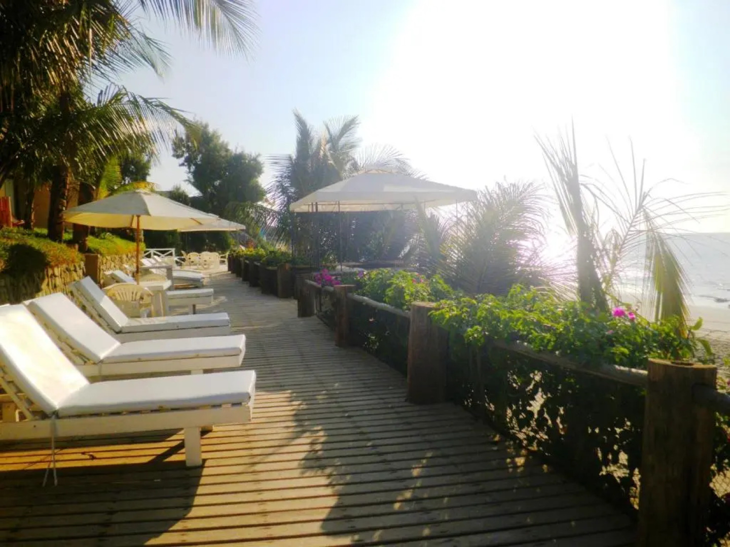 Hotel Grandmare & Bungalows