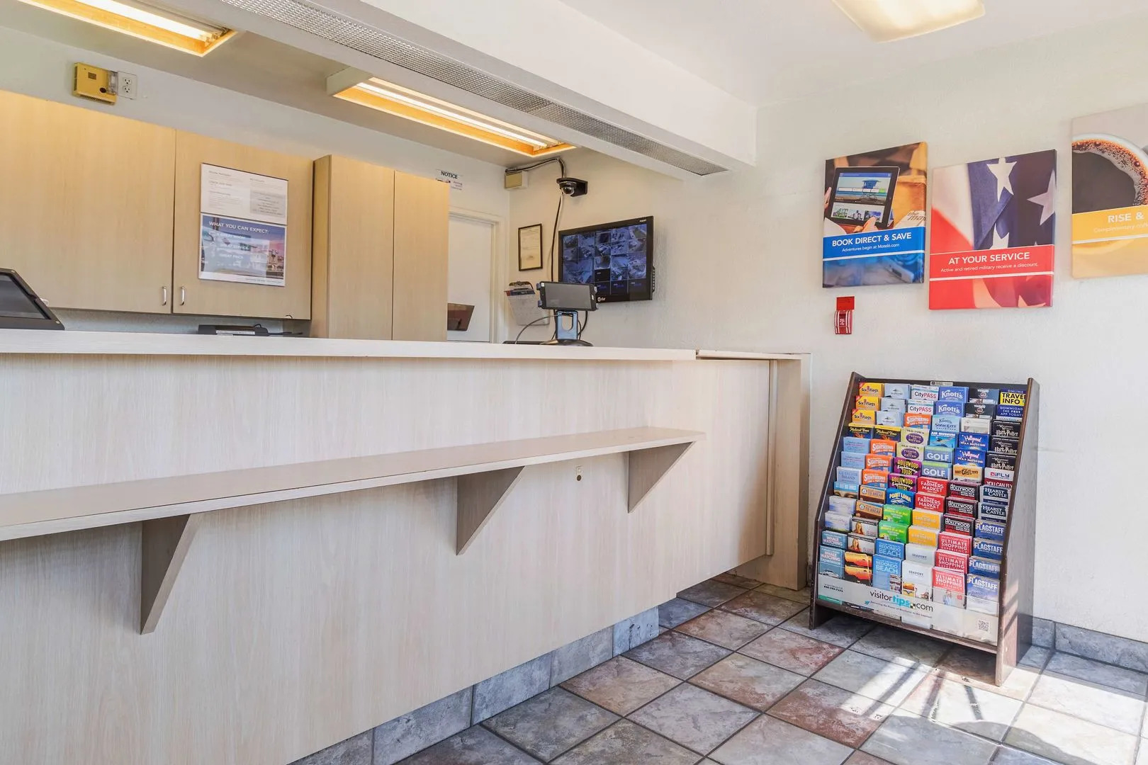 Motel 6 Ontario, CA - Airport