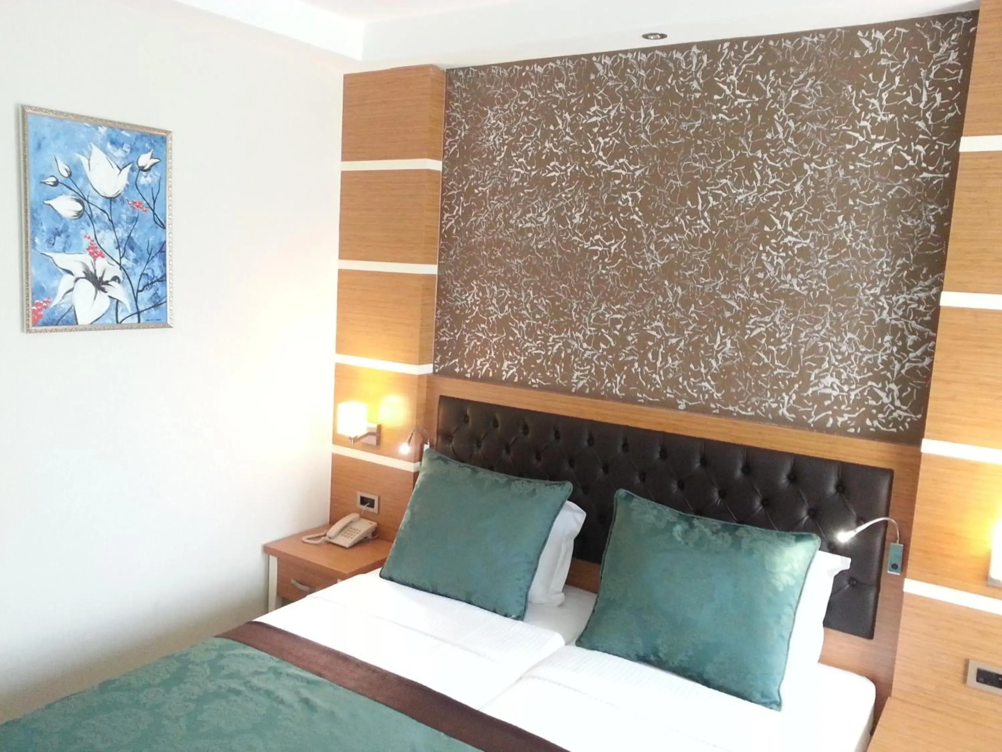 Malahit Exclusive City Hotel