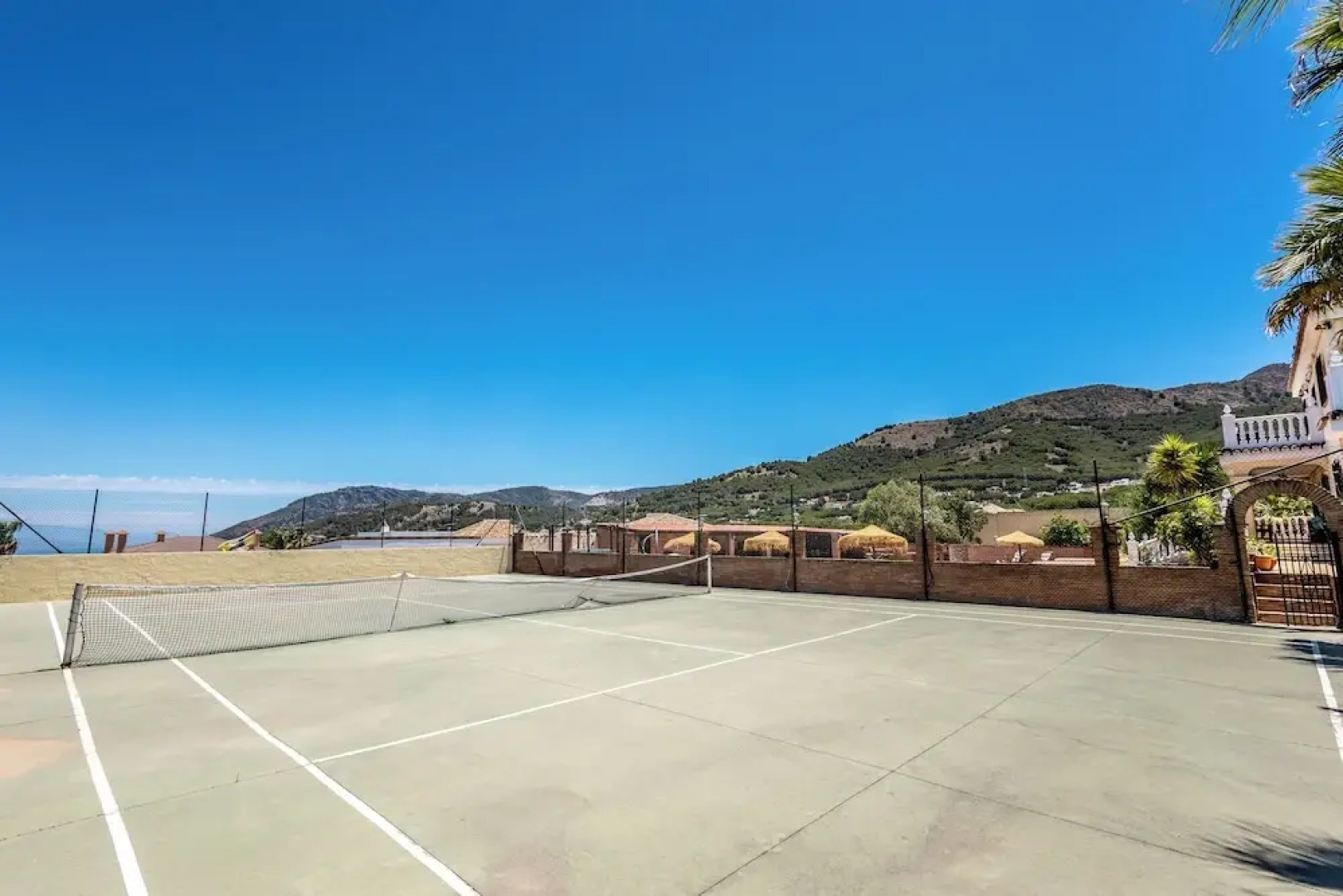 Fantastic 7-bed Villa in Alhaurin de la Torre