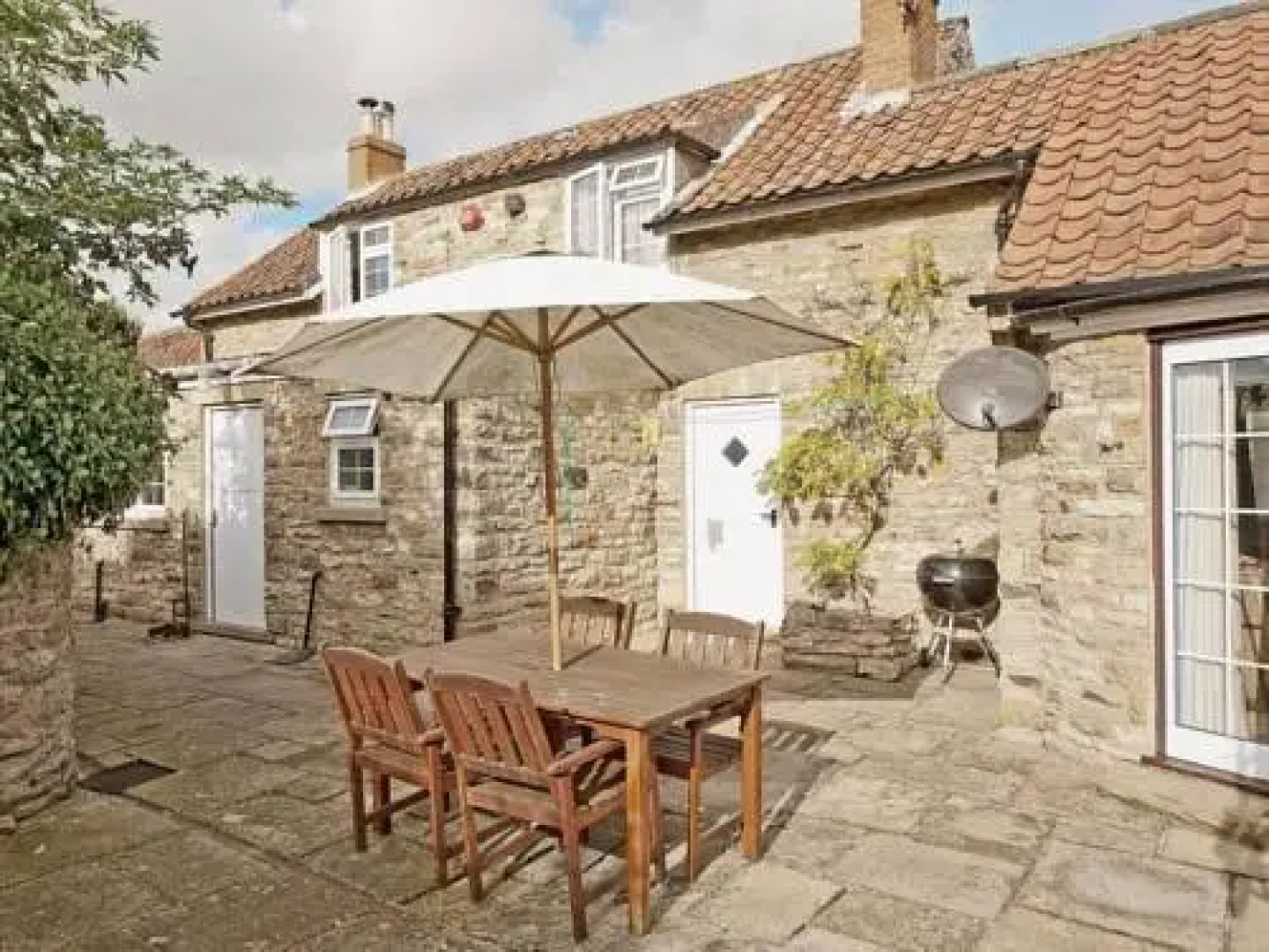 Shaws Cottage