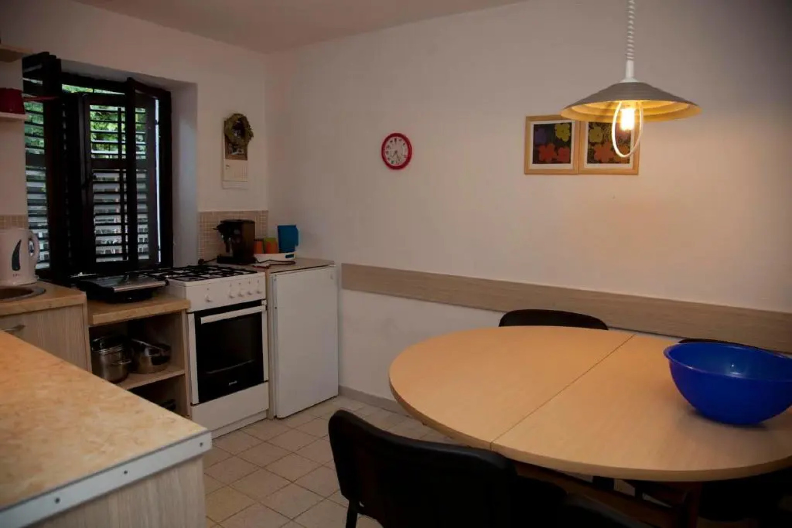 Muki's House- just 50m from the beach