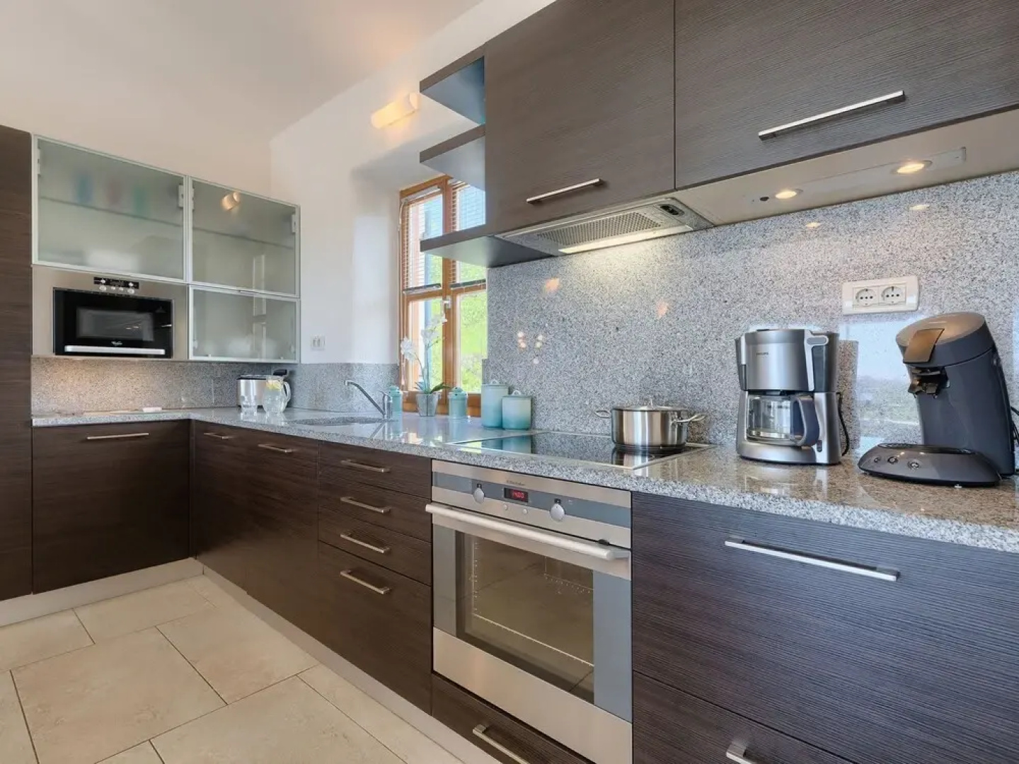 Bibali in Bibali With 3 Bedrooms and 3 Bathrooms