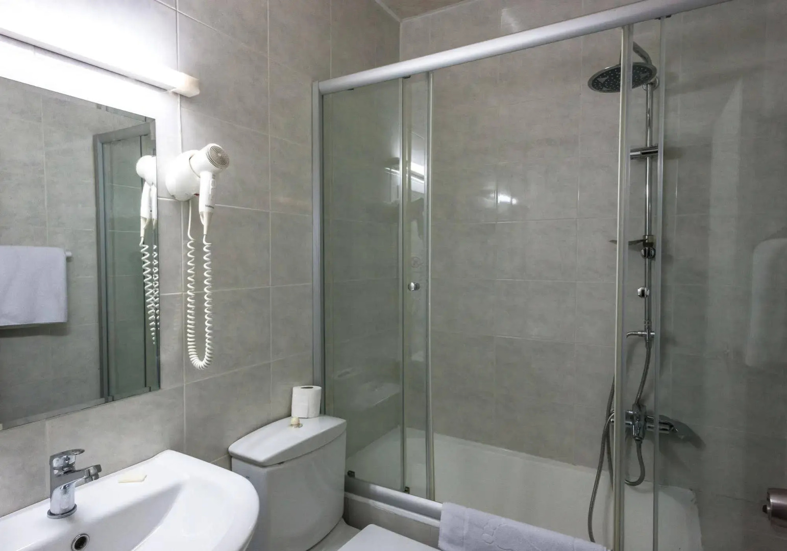 Golden Royal Hotel & Spa