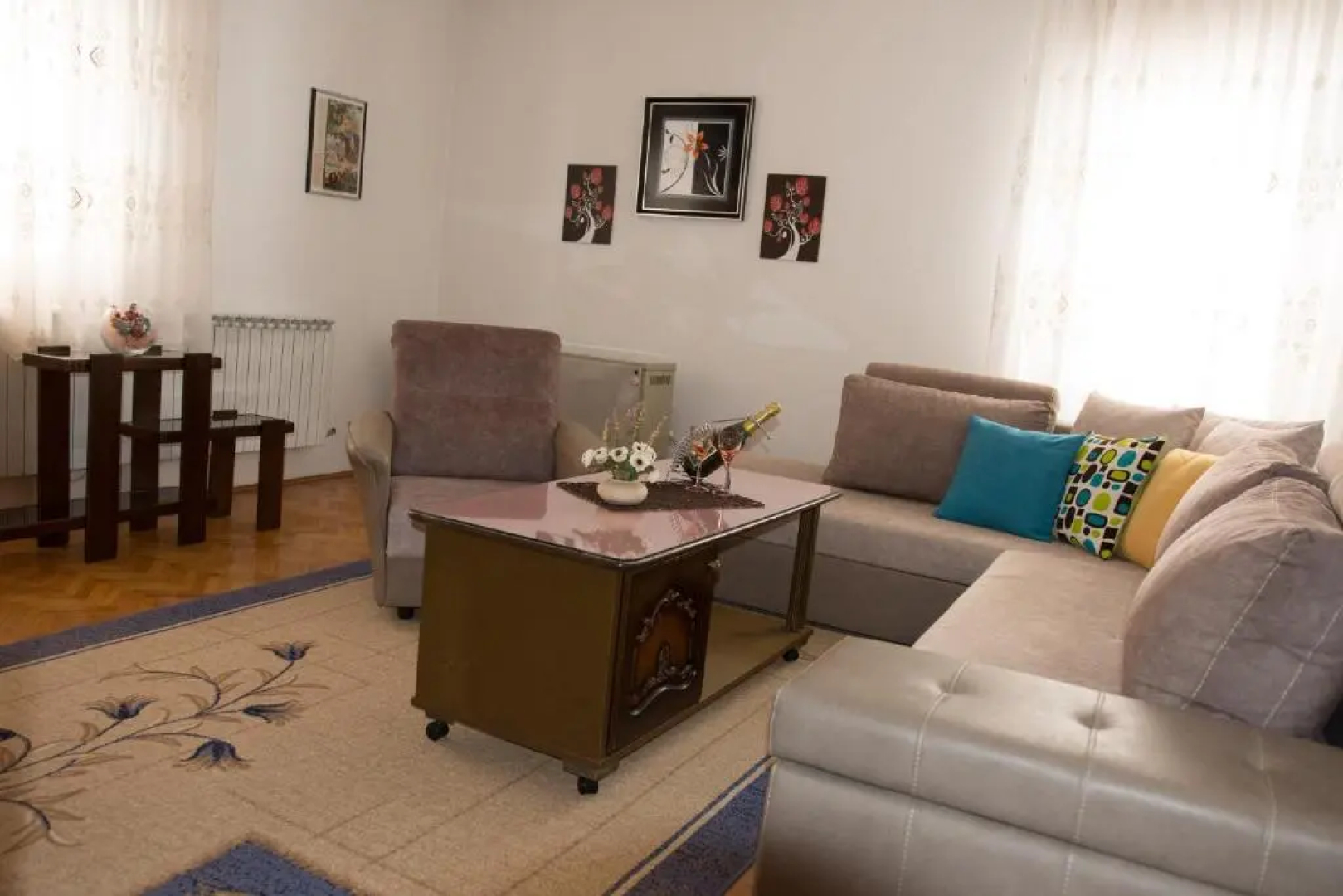 Tipski Apartment