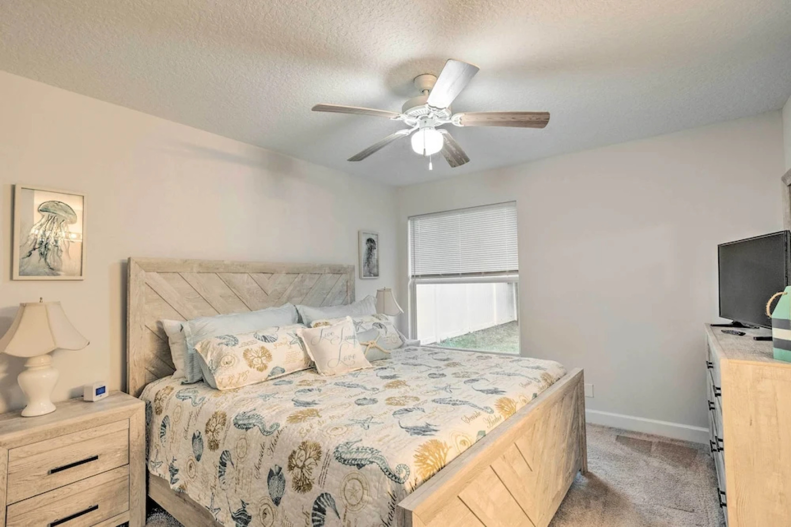 Jupiter Home w/ Patio & Grill ~ 6 Mi to Beach!