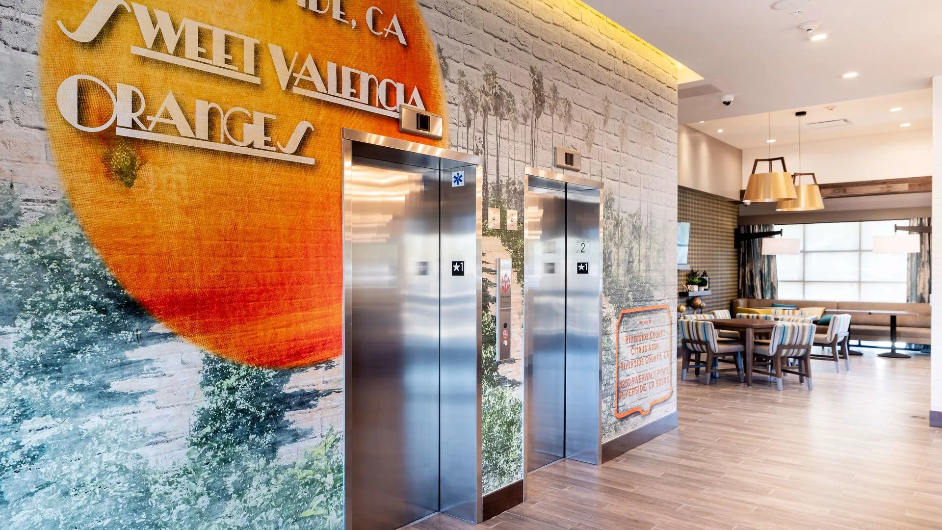 Hampton Inn Riverside Downtown