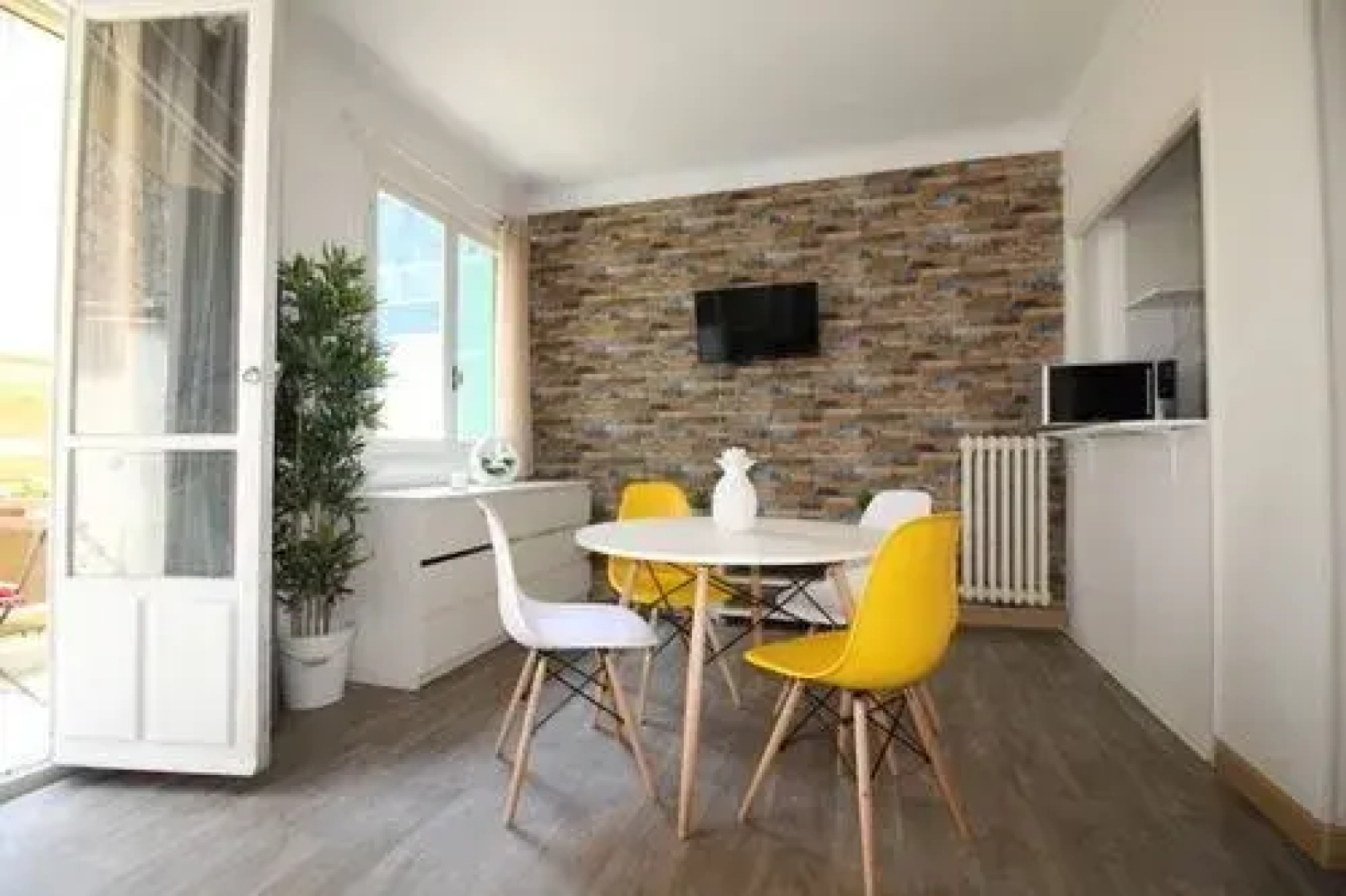 Nice Booking - Myranice - Jardin - Calme
