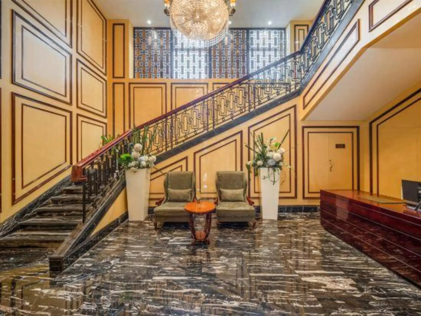 Celebrity Deyang Hotel