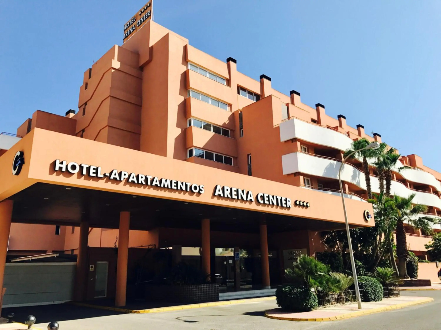 Arena Center Hotel