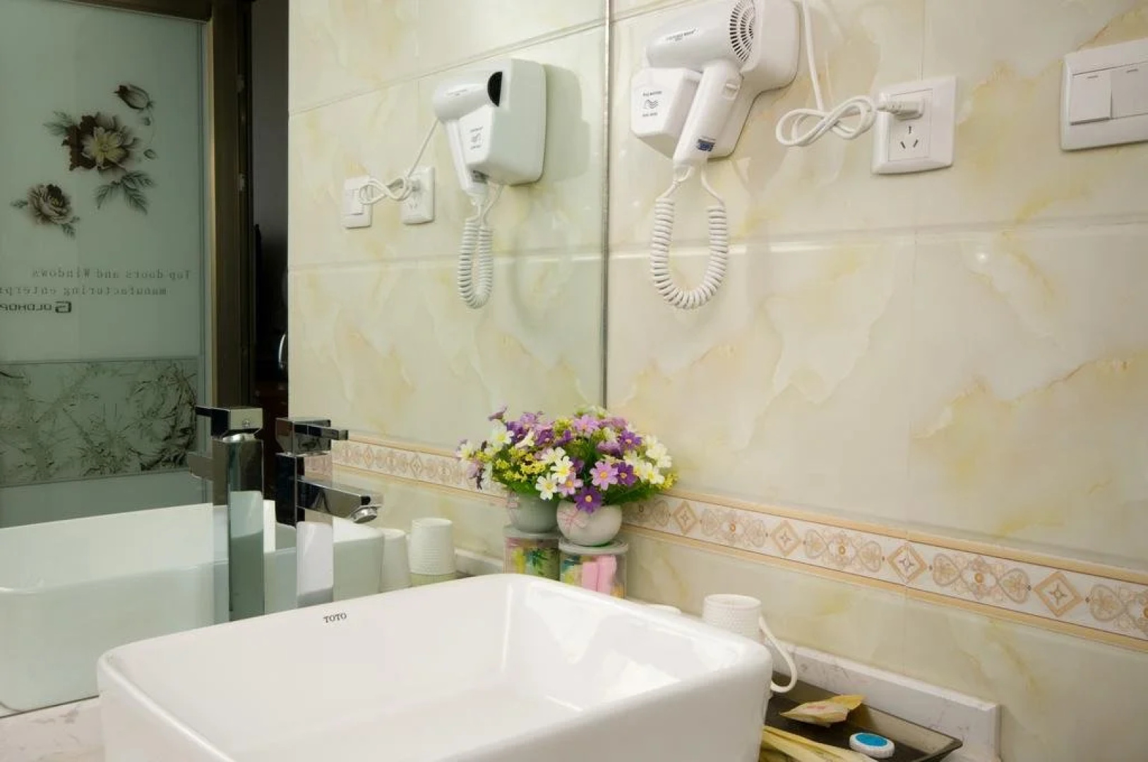 Fairy Sister Boutique Inn