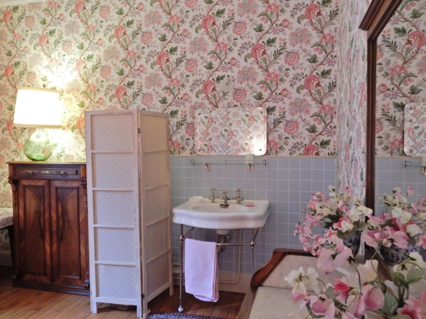 Delightful Mansion in Vecoux With Garden