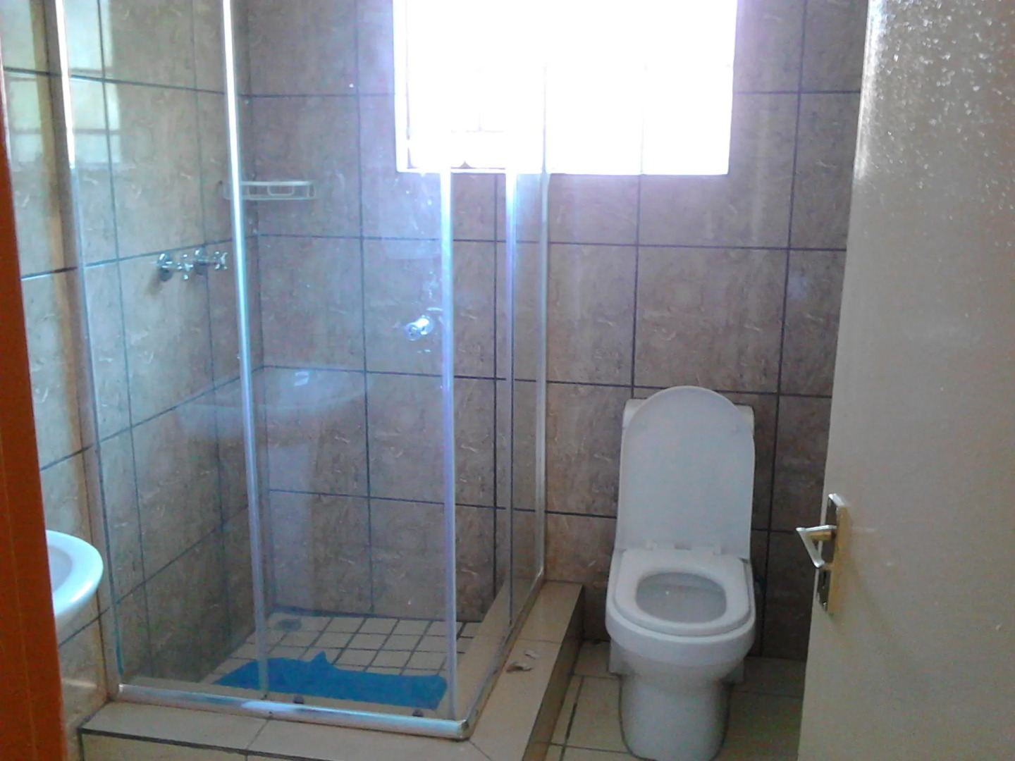 Pacific Conqueror Self Catering Units