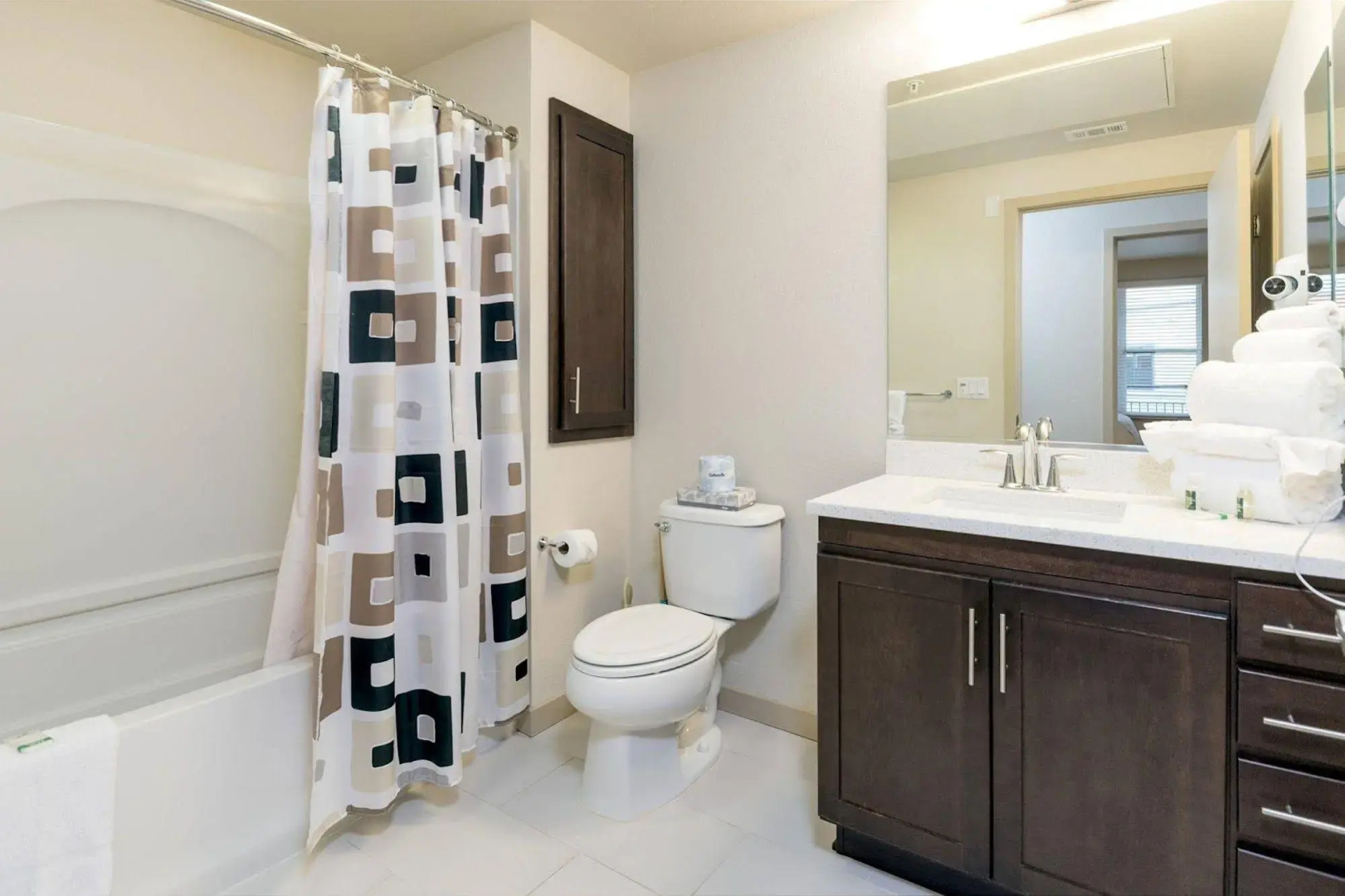 Global Luxury Suites at Tasman