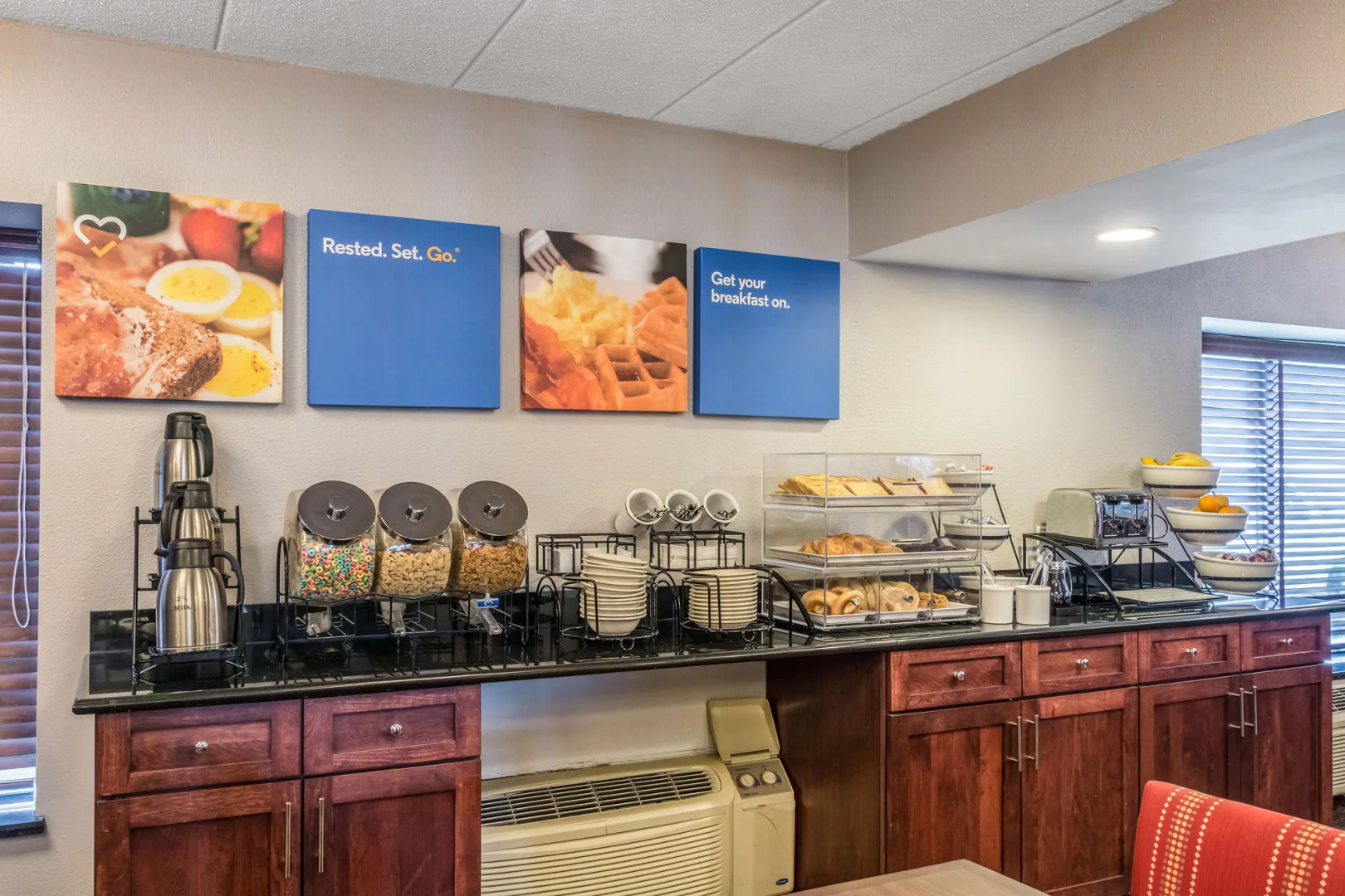 Comfort Inn Grand Rapids Airport