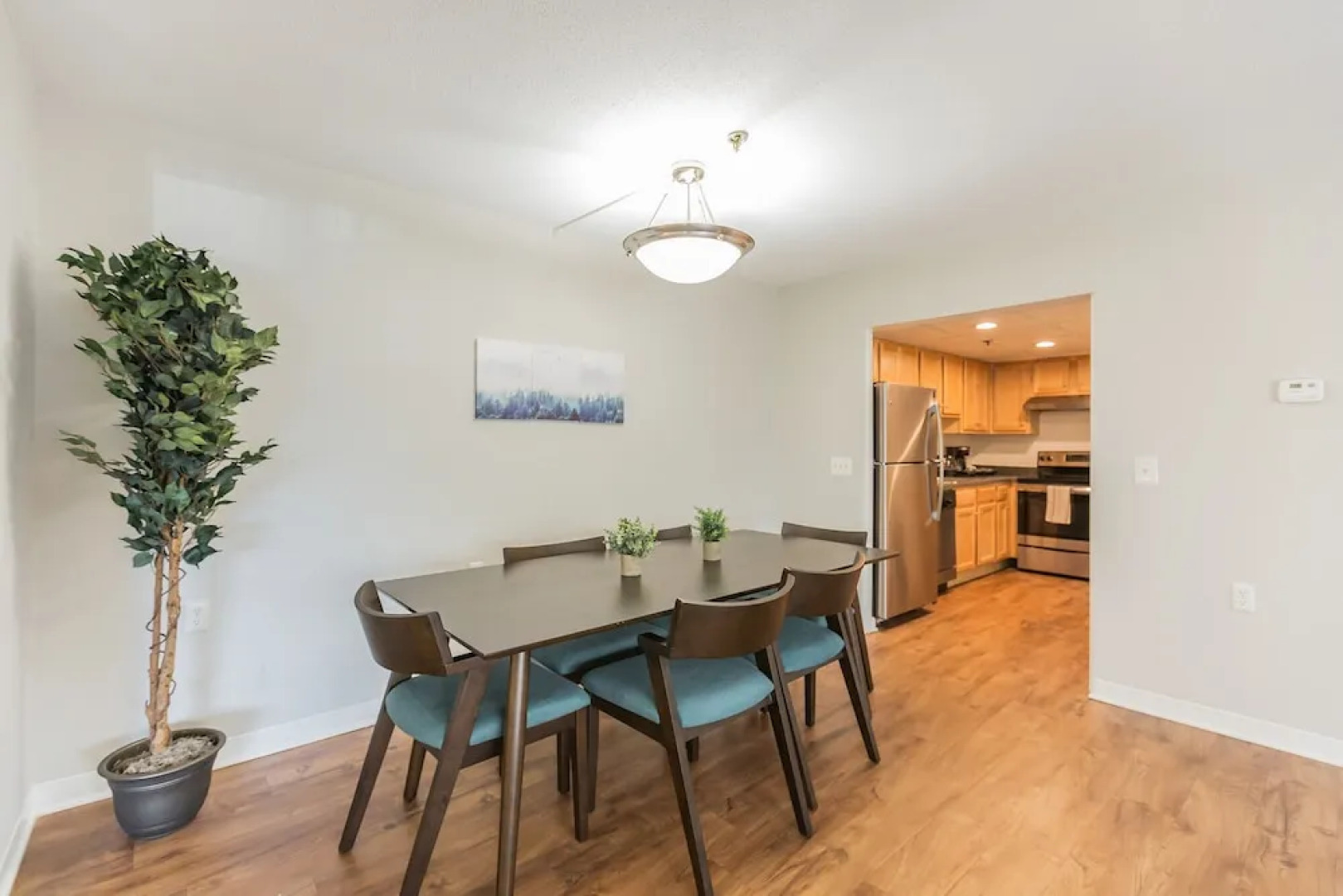 The Luxe Suites of Alexandria